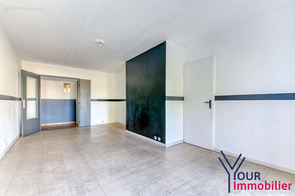 Appartement 73 m² à Venissieux  - photo 3