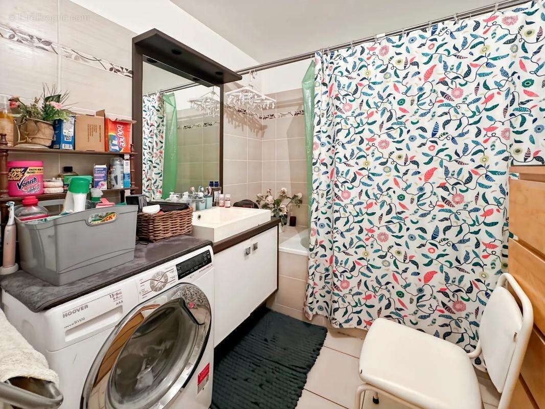 Appartement à PARIS-19E