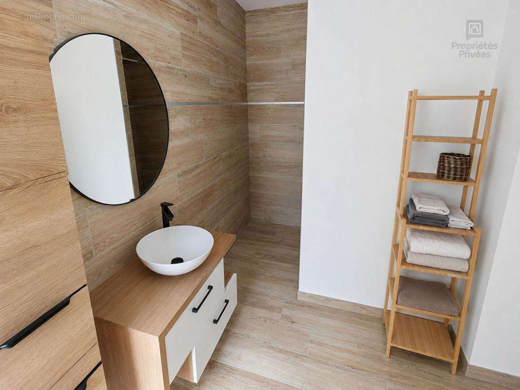 CHÂTEAUROUX, LA MARGOTIÈRE, Maison contemporaine de plain-pied, 5 chambres, bureau, piscine, DPE A - photo 6