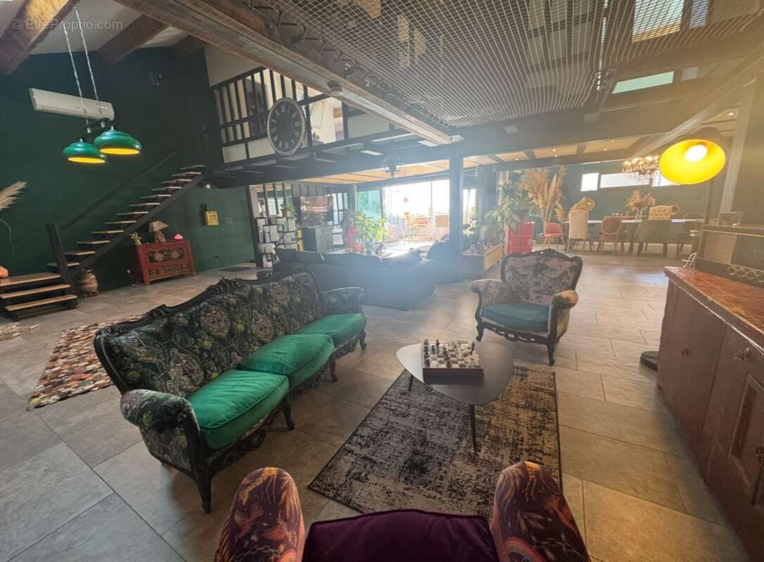 Maison à CHATEAURENARD