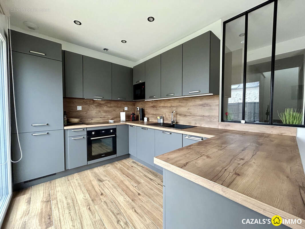 Maison à SAINT-GERMAIN-SUR-ECOLE