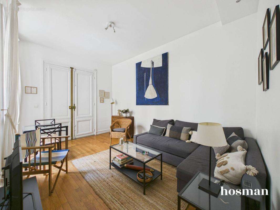 Appartement à PARIS-17E
