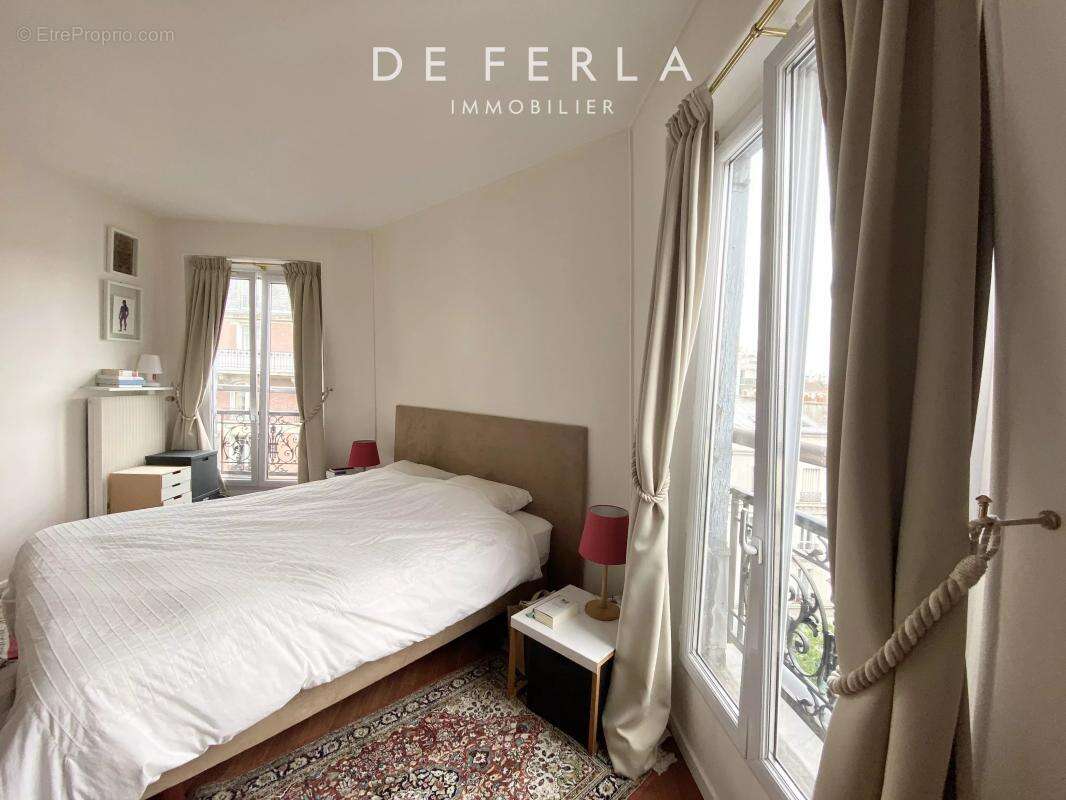 Appartement à PARIS-14E