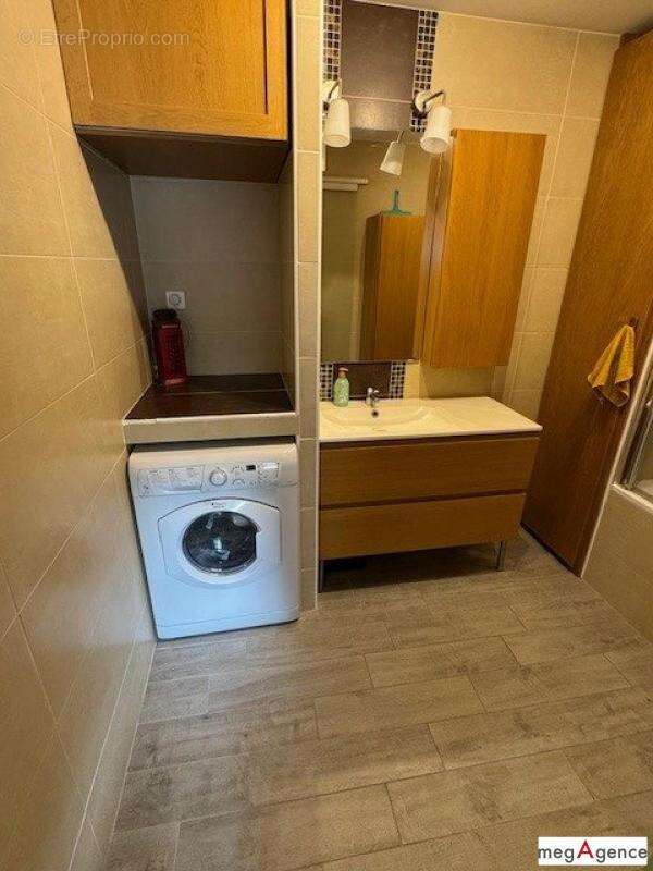 Appartement à FLEURY-LES-AUBRAIS