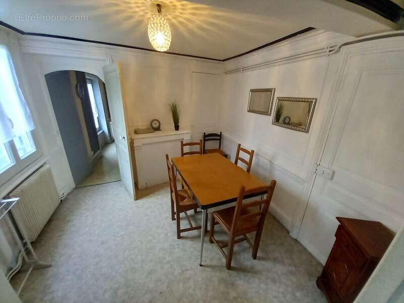 Appartement à THIERS