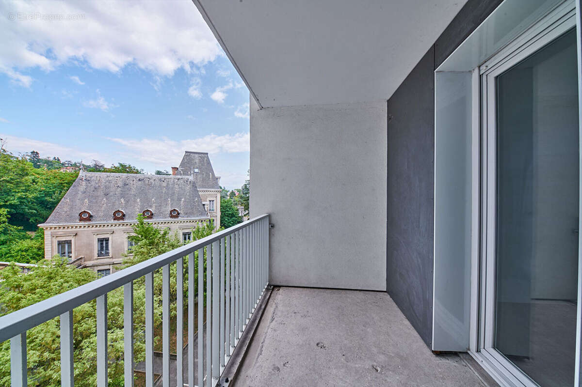 Appartement à CALUIRE-ET-CUIRE