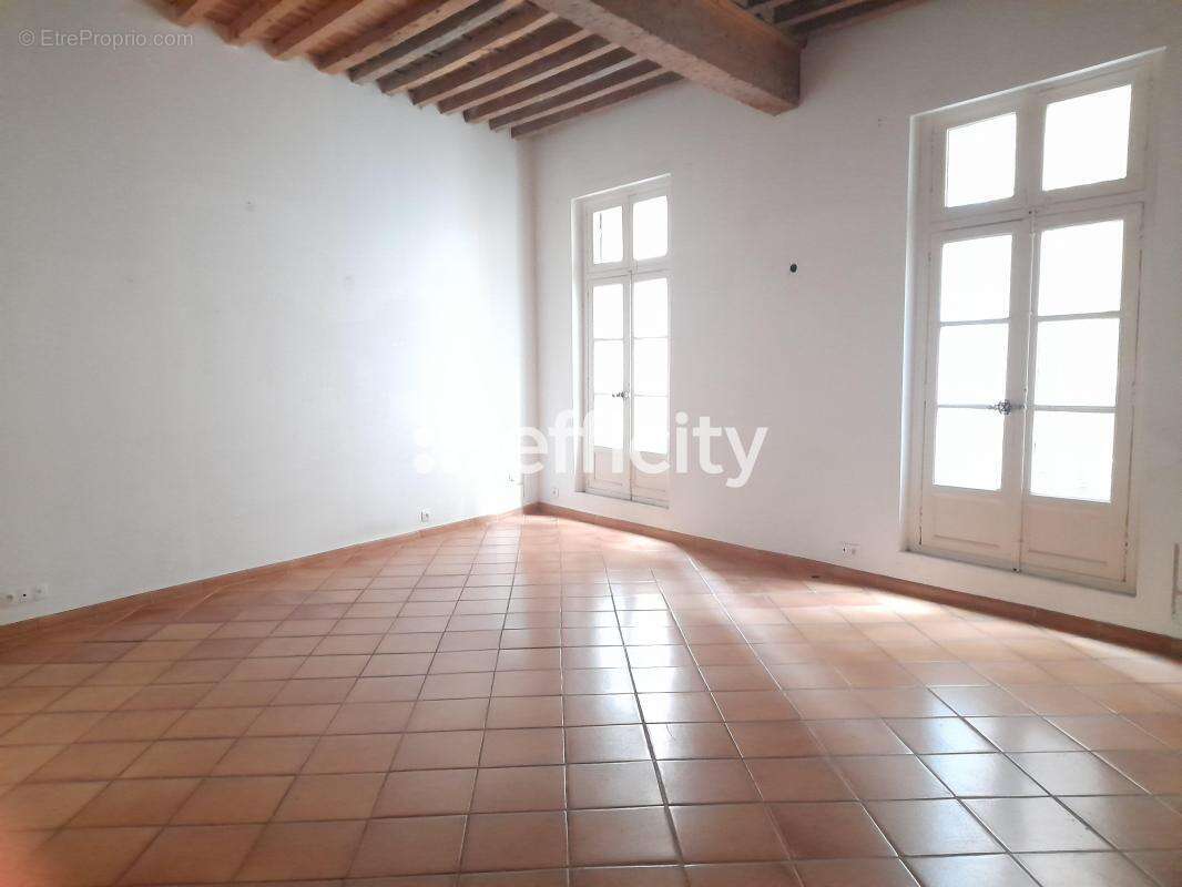 Appartement à PEZENAS