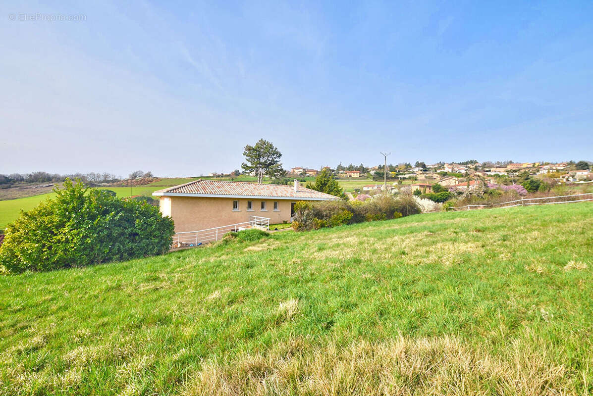 Maison à SAINT-JEAN-DES-VIGNES