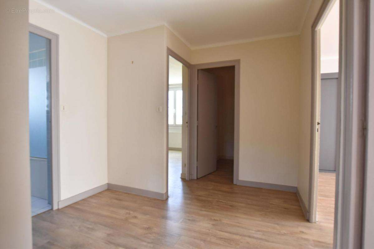 Maison à PLONEVEZ-PORZAY