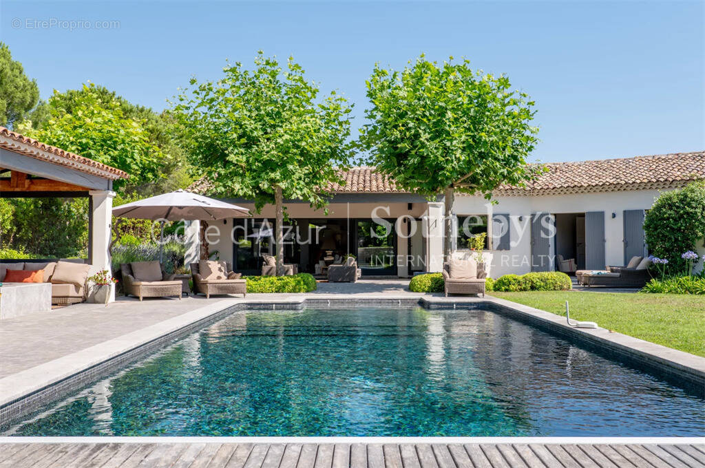 Maison à MOUGINS