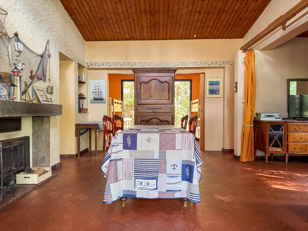 Maison à LES MATHES