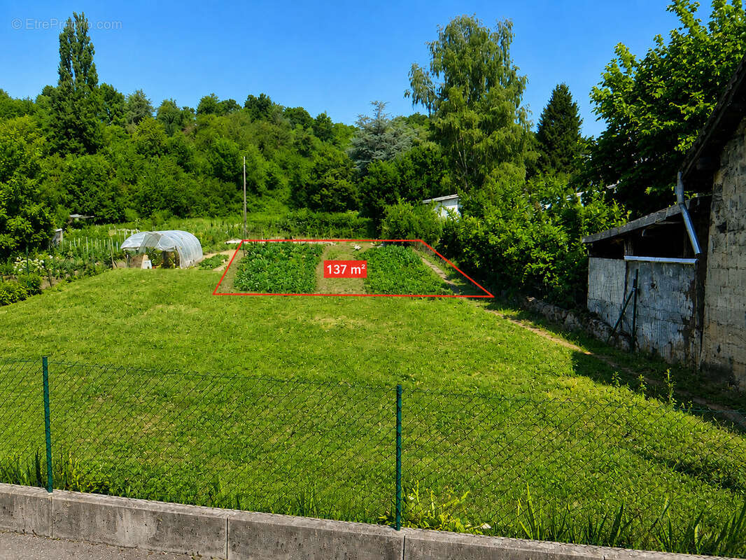 Secteur Sonnaz ancienne ferme rénovée d'environ 242 m2 avec un T2 indépendant - photo 27