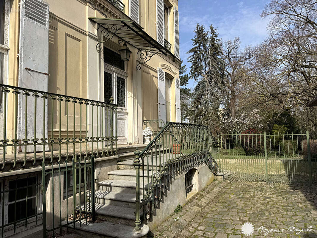 Appartement à SAINT-GERMAIN-EN-LAYE