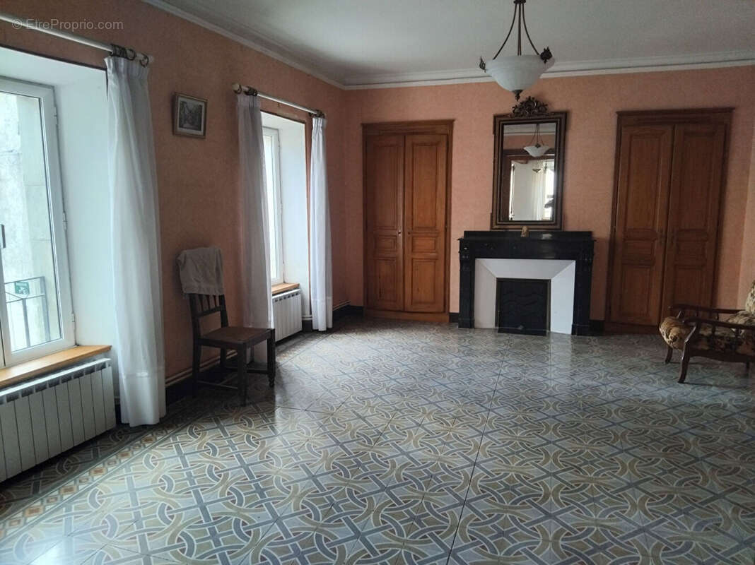 Maison à MONTLAUR