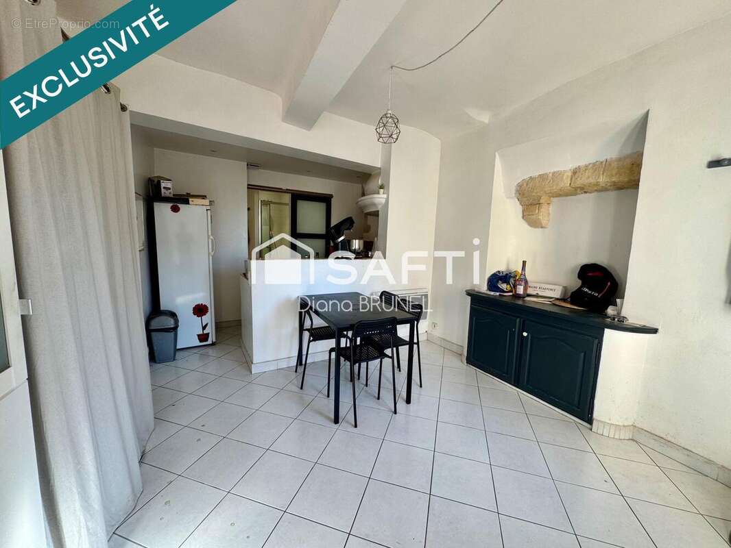 Photo 4 - Appartement à LA TOUR-D&#039;AIGUES