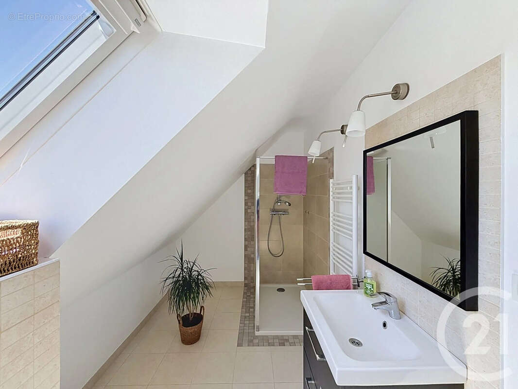Maison 72 m² à Lannion  - photo 8