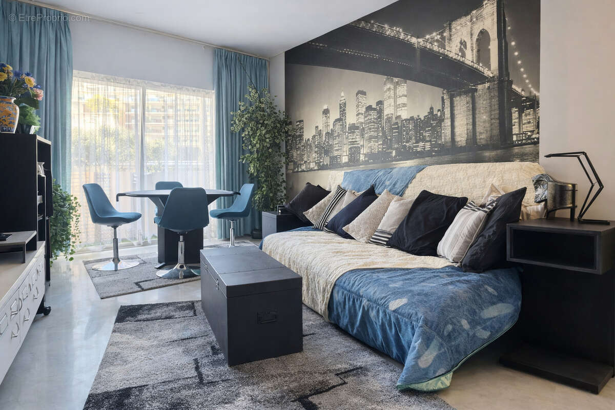 Appartement à ROQUEBRUNE-CAP-MARTIN