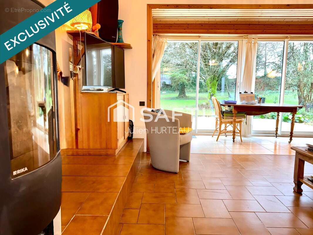 Photo 2 - Maison à SAINTE-NEOMAYE
