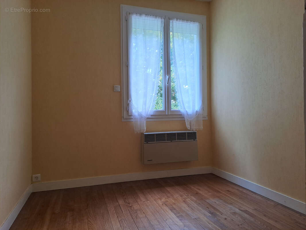 Maison 74 m² à Le Fresne-Sur-Loire  - photo 9