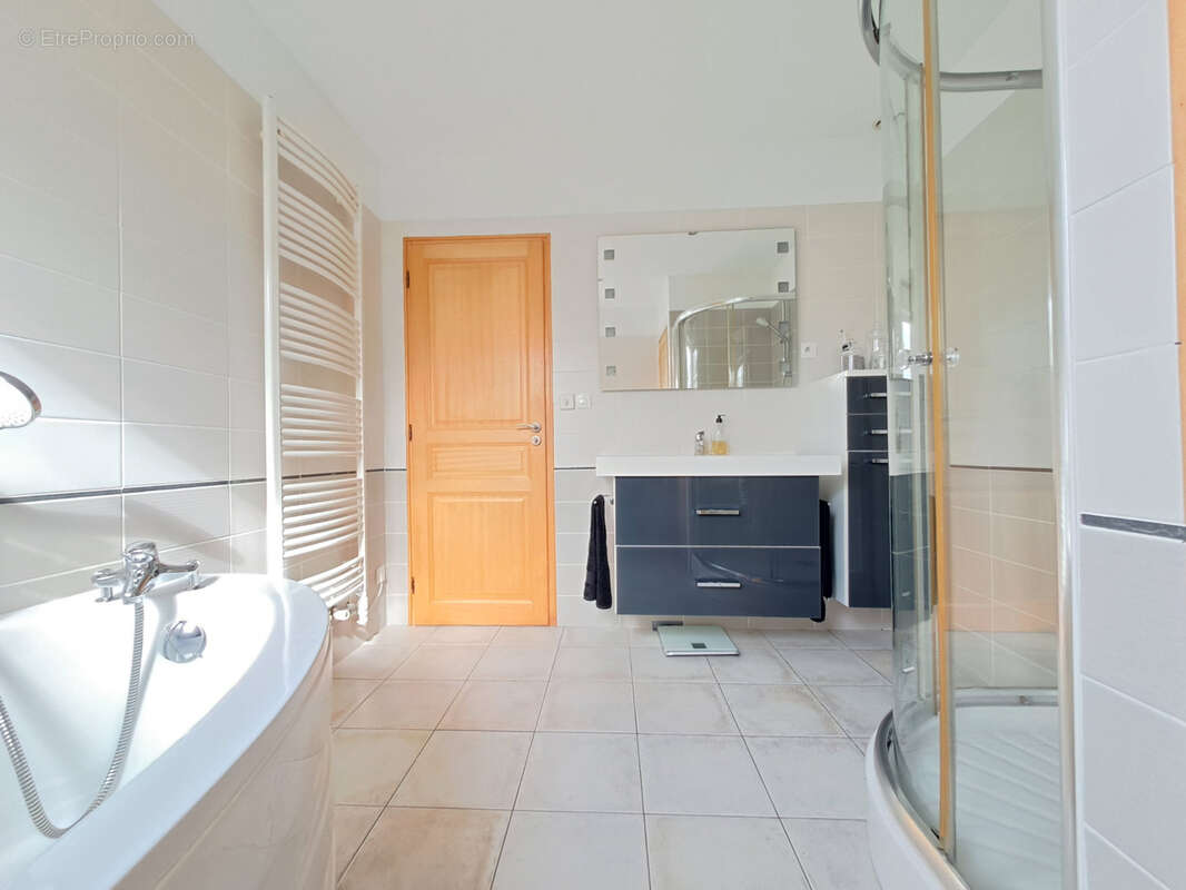 Maison de ville 3 chambres 115m2 - photo 10