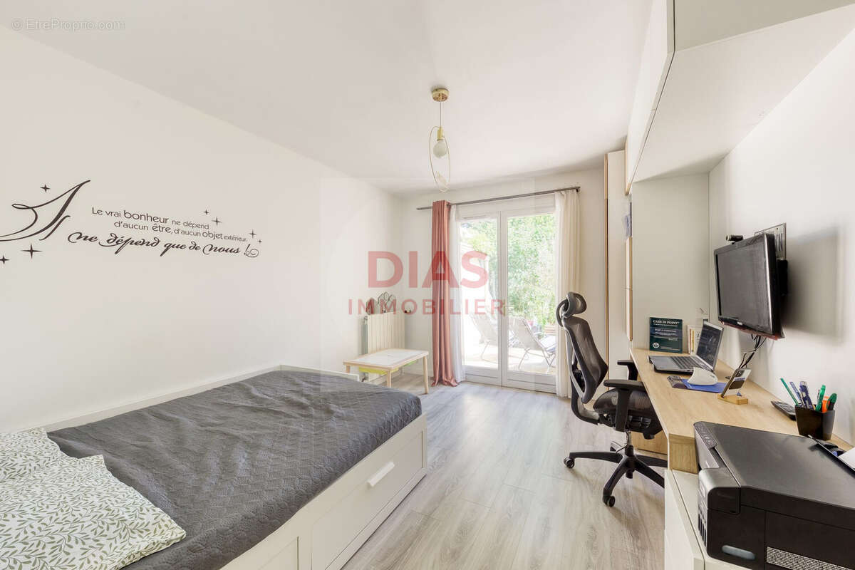 Maison à VILLIERS-SUR-MARNE