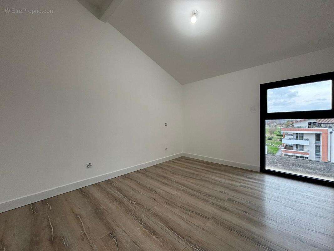 Appartement à QUINT-FONSEGRIVES
