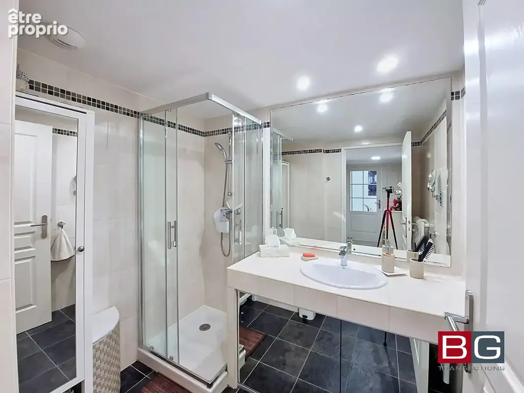 Villeneuve loubet proche plage- 2 pieces-   42 m² – piscine – exposition sud-ouest - photo 5