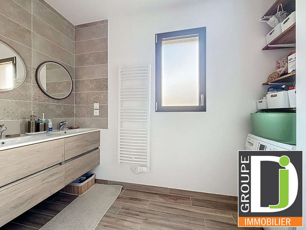 Appartement 90 m² à Etoile-Sur-Rhone  - photo 9