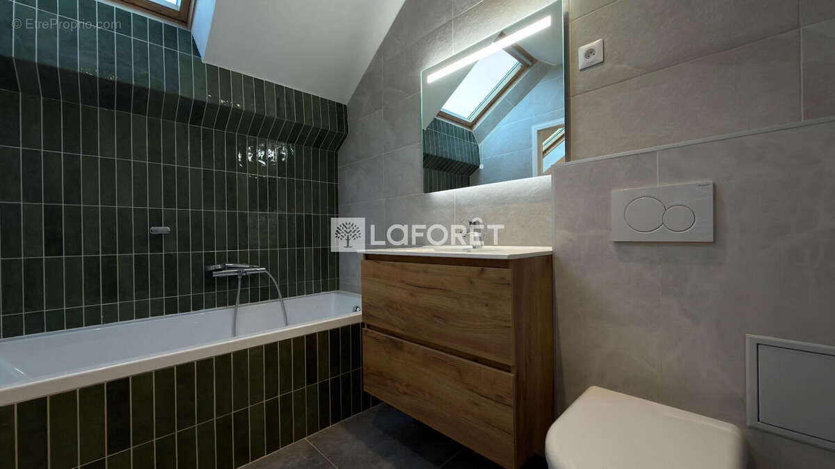 Appartement à SALINS-LES-THERMES