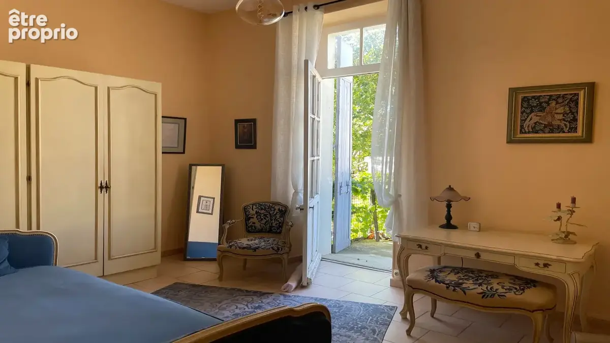 Maison de ville Salon De Provence 7 pièce(s) 231.75 m2 Nue propriété - photo 11