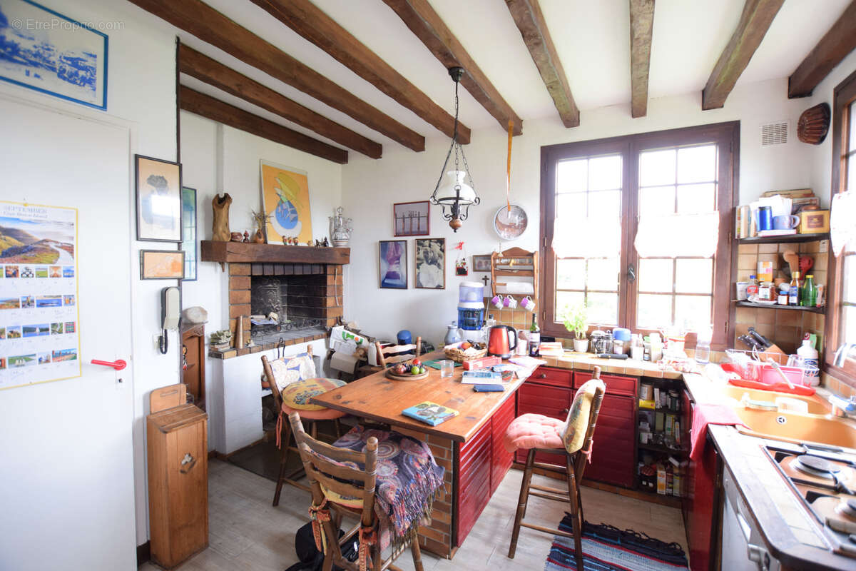 Maison à LE PERRAY-EN-YVELINES