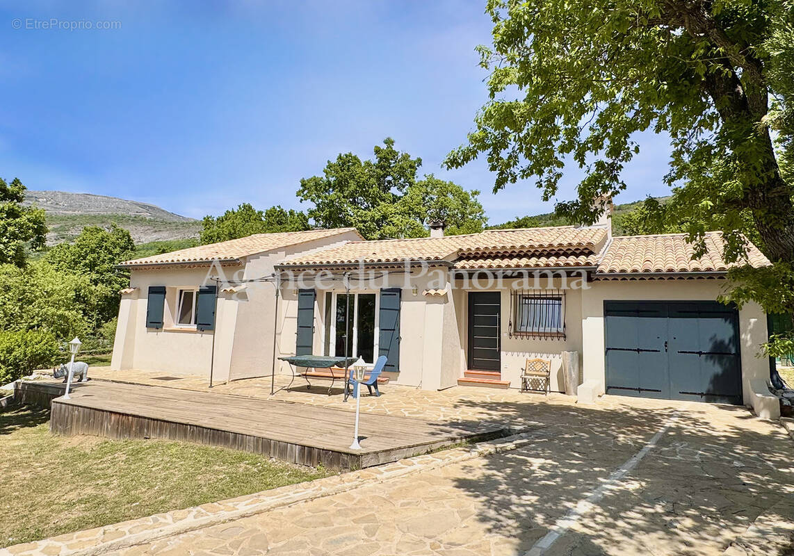 Maison à SAINT-VALLIER-DE-THIEY