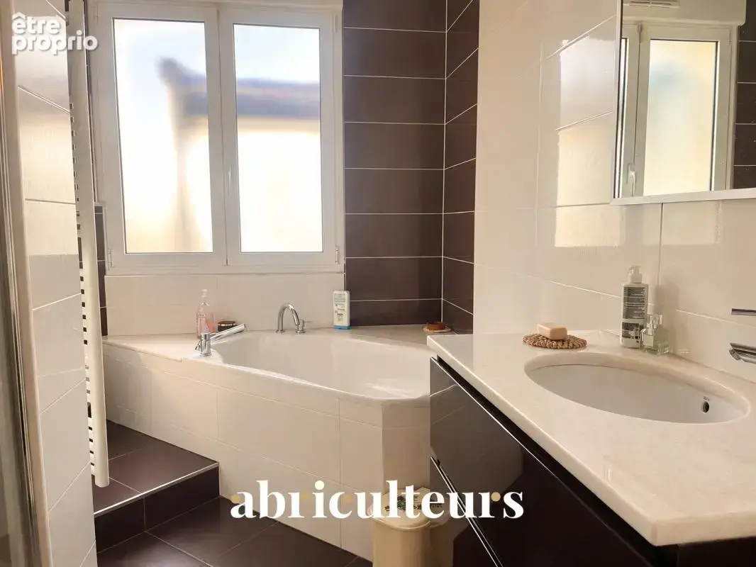 Maison d'architecte d'exception de 350m² avec vue bords de Seine à Athis-Mons - photo 11