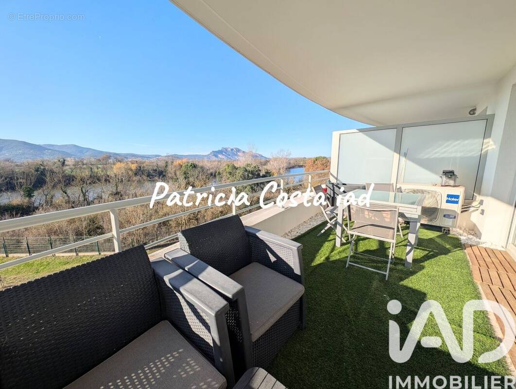 Photo 1 - Appartement à PUGET-SUR-ARGENS