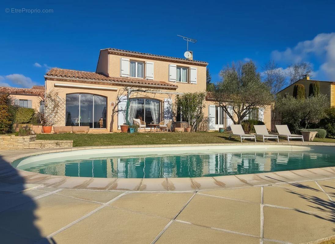 Maison à PIERREVERT