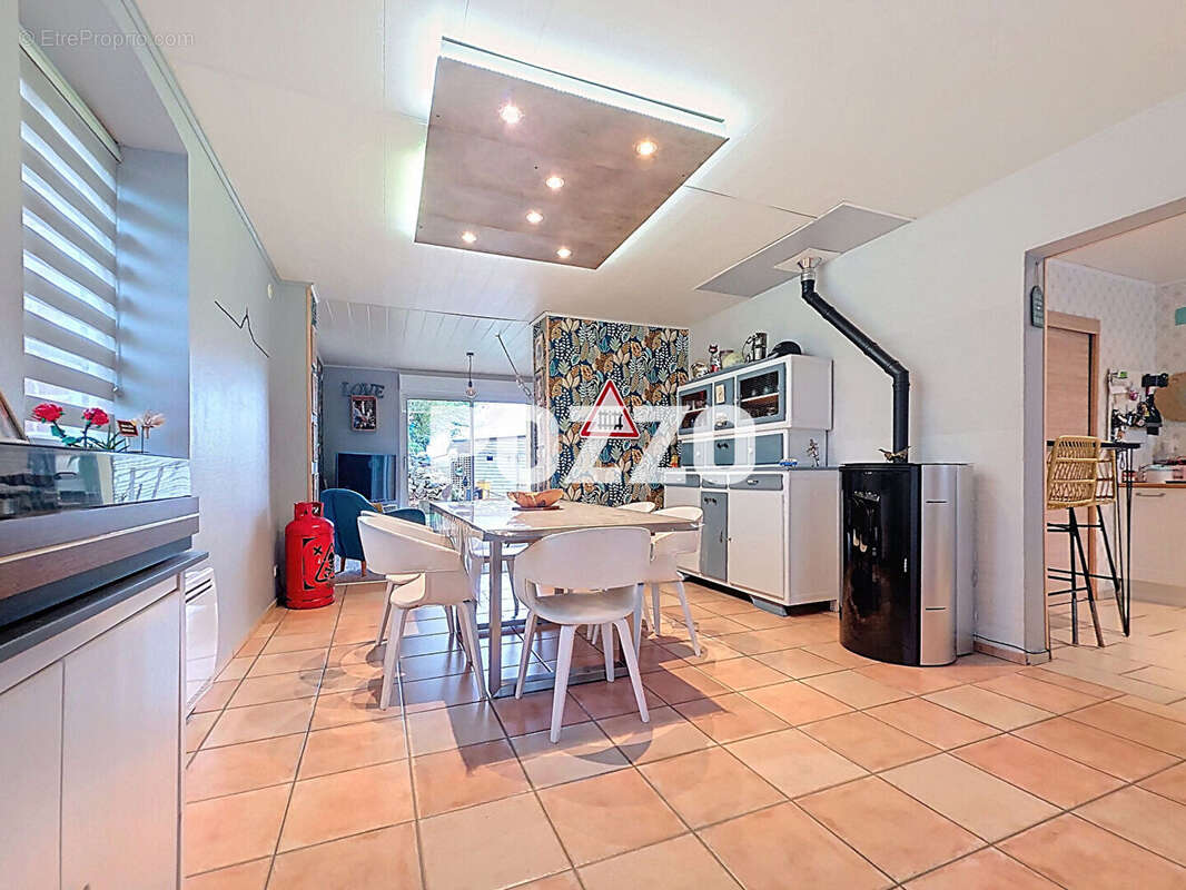 Maison à QUETTREVILLE-SUR-SIENNE