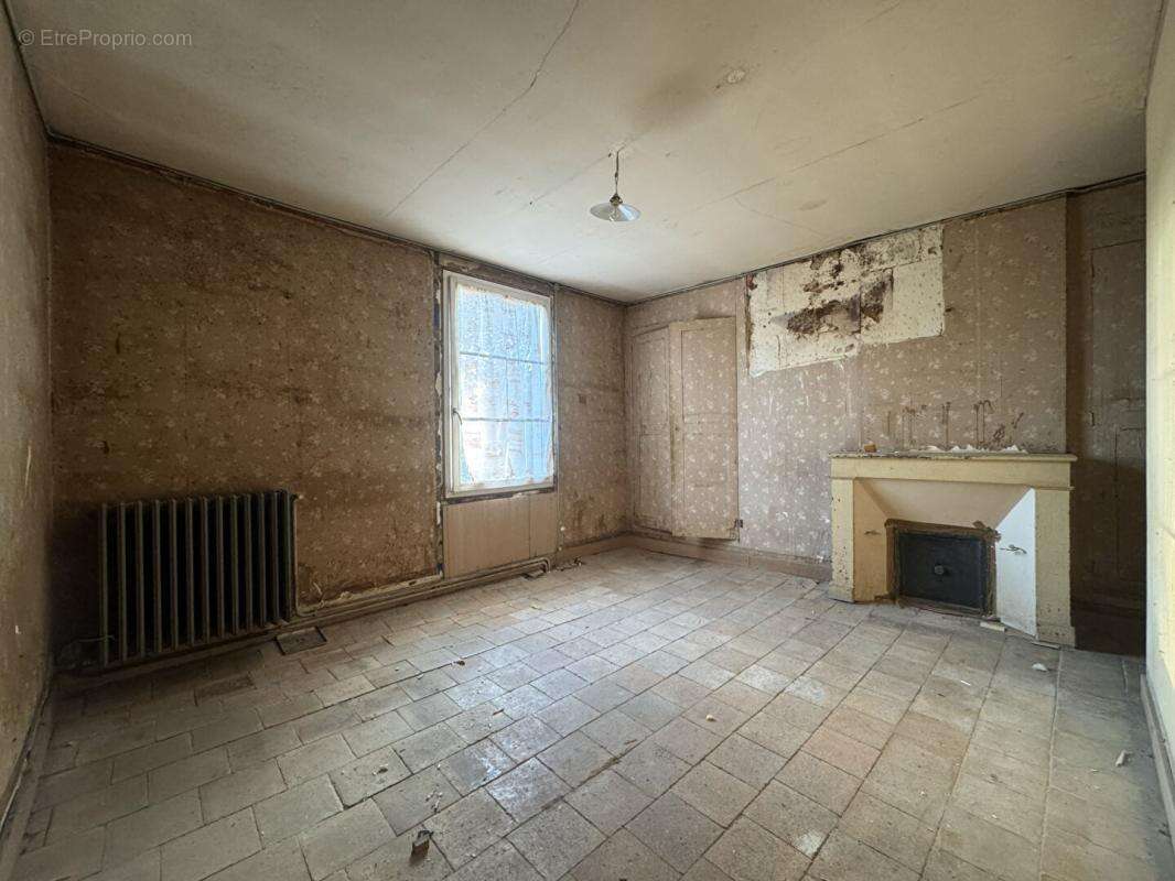Maison à HUISMES