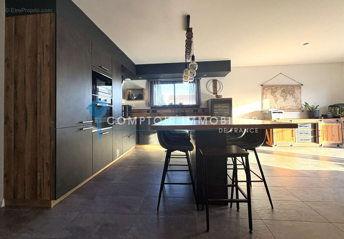 DEPT-30-A VENDRE-MEYNES Belle Villa de plain pied RT2012 agréable et lumineuse - photo 9