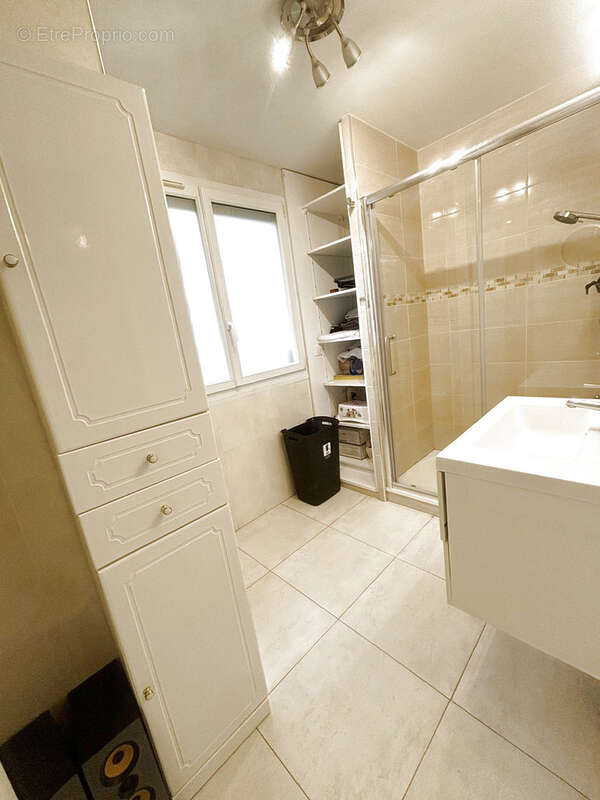 À Vendre : Superbe Demeure de Type F6 - photo 18