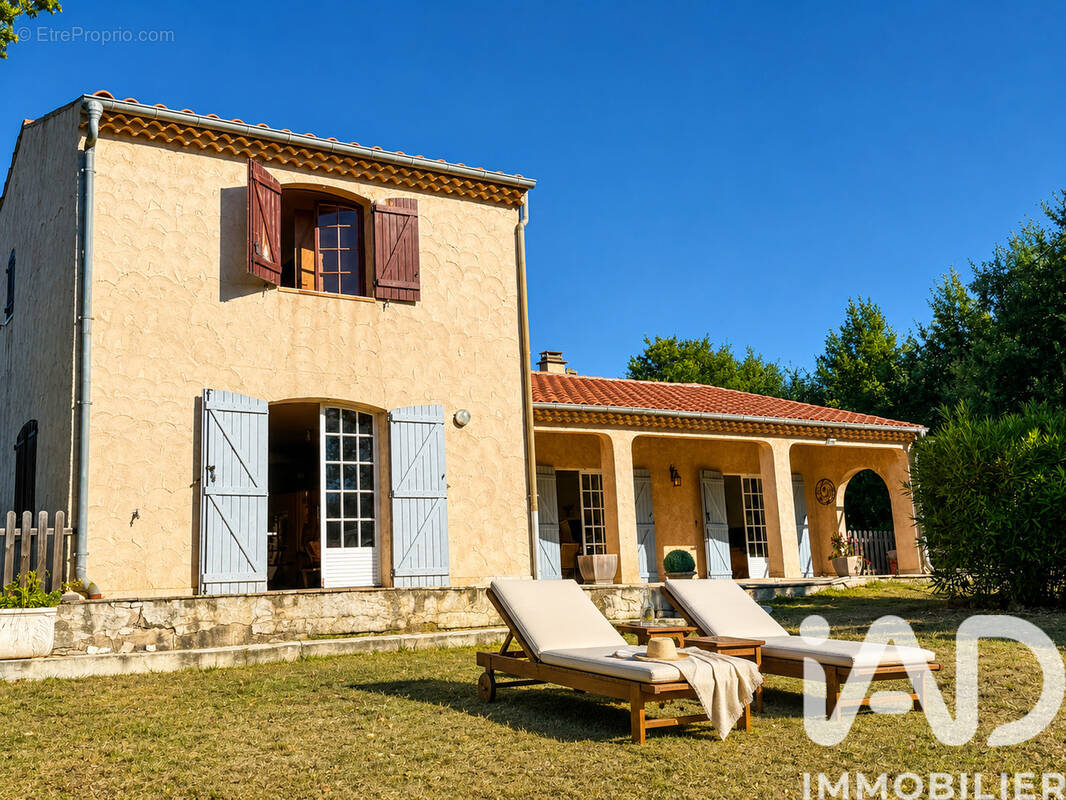 Photo 1 - Maison à BAGNOLS-EN-FORET