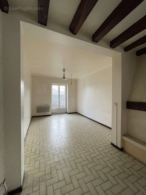 Maison à ALLES-SUR-DORDOGNE
