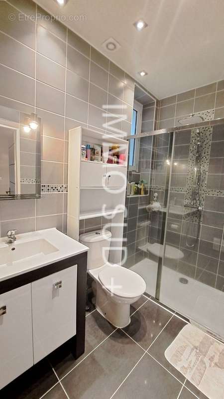 Maison à LIVET-ET-GAVET