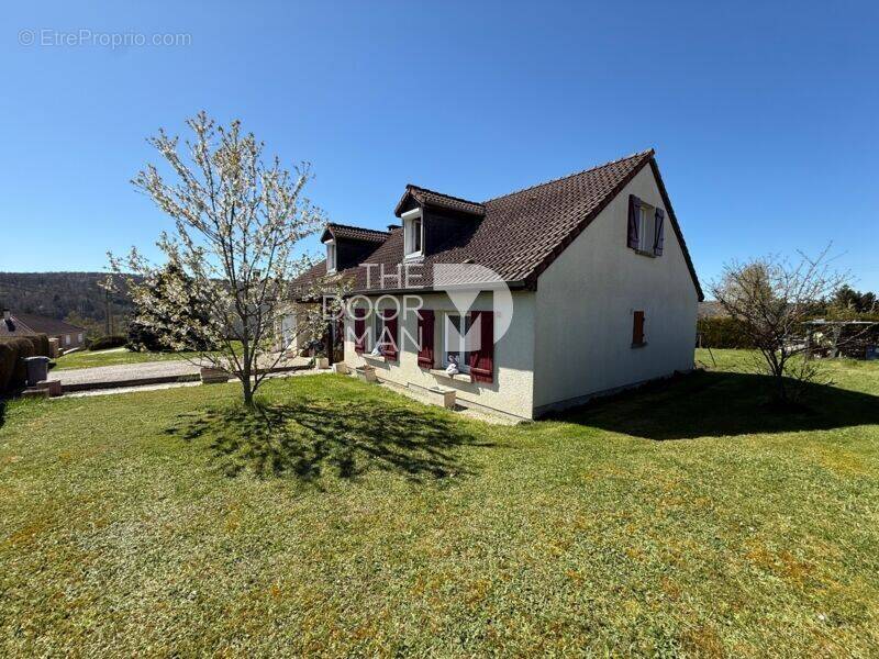 Maison à DOULAINCOURT-SAUCOURT