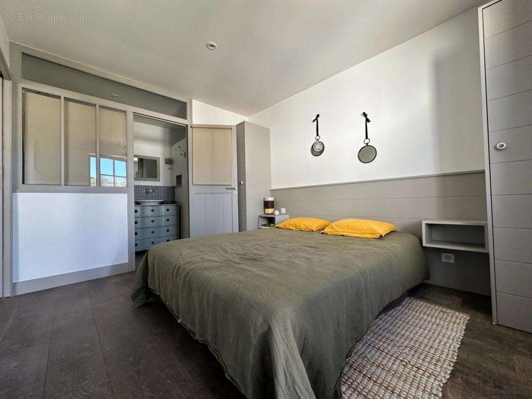 Maison à LA COUARDE-SUR-MER