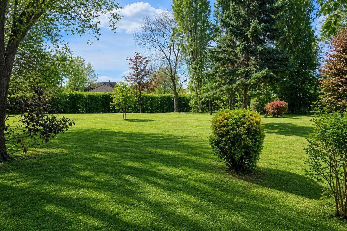 Rare maison familiale 7 pièces à La Norville - photo 20