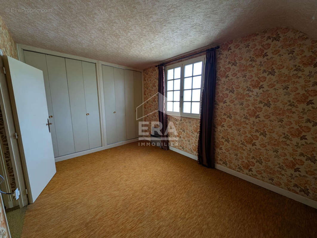 Maison à MONTPON-MENESTEROL