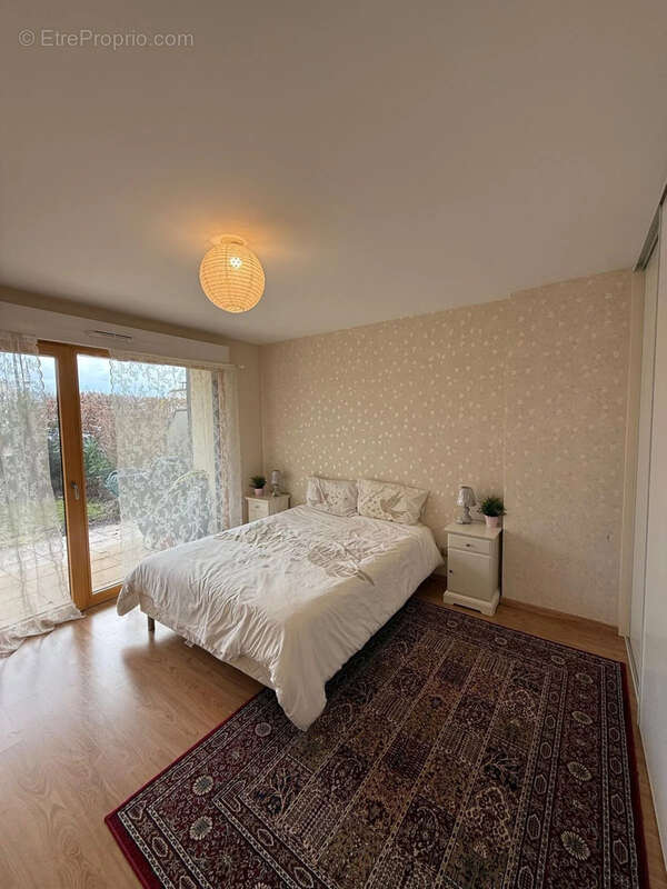 Appartement à CESSY