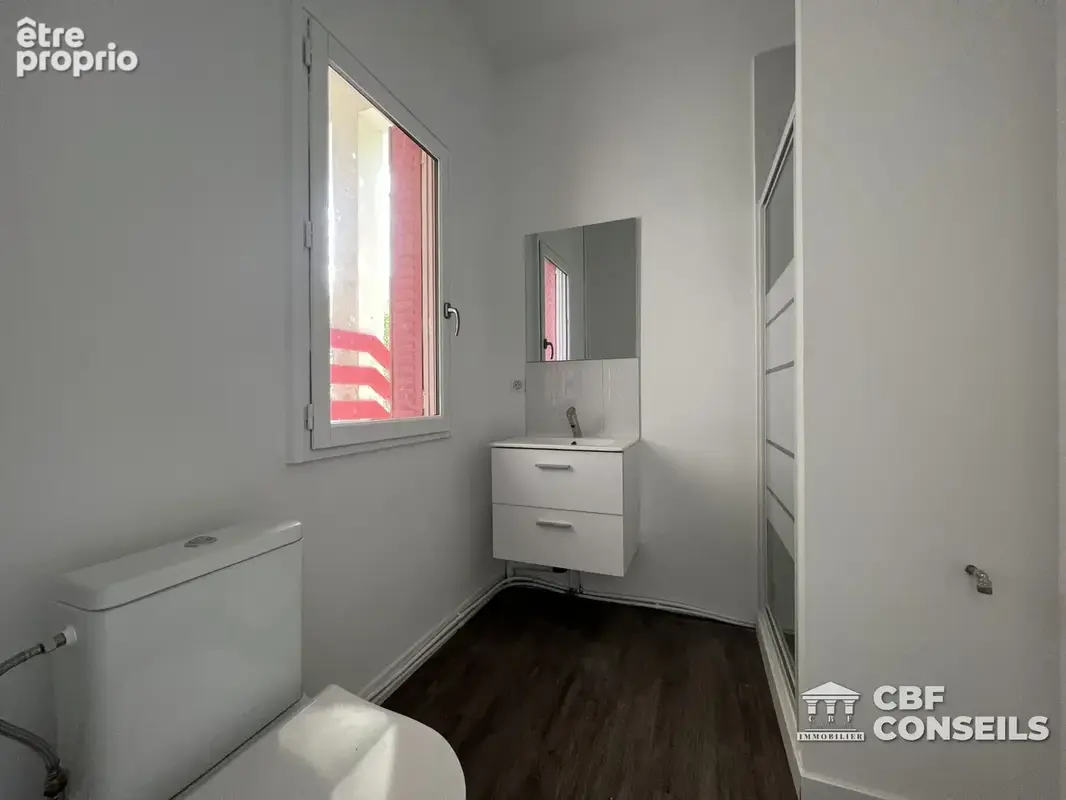 Appartement 2 pièces 42 m² à vendre à Chatelguyon (63140) - photo 5
