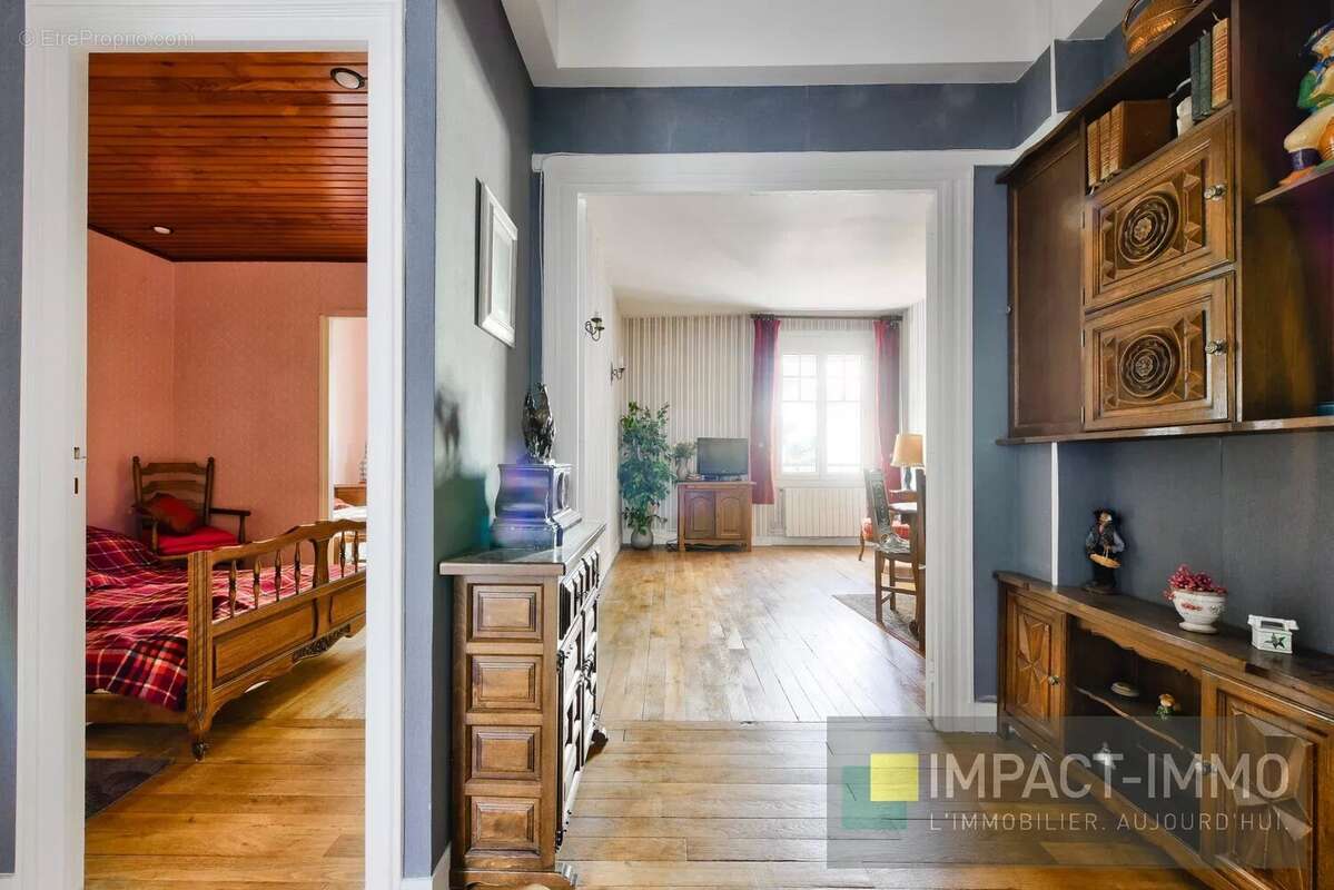 Appartement à LEVALLOIS-PERRET