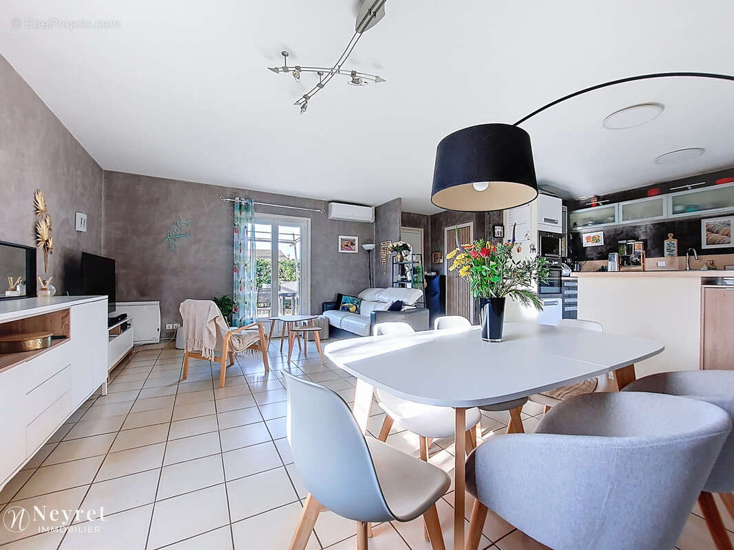 Maison à COMMUNAY